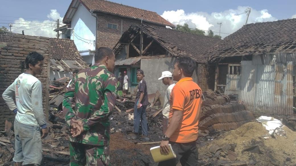 Kebakaran di desa Morobongo, Tujuh jiwa Mengungsi