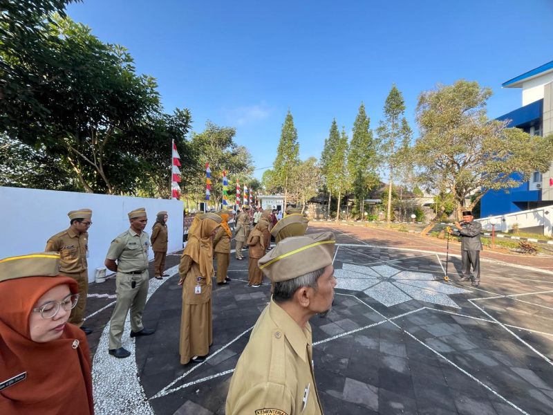 Apel Pagi Karyawan dan Karyawati Bapperida Temanggung